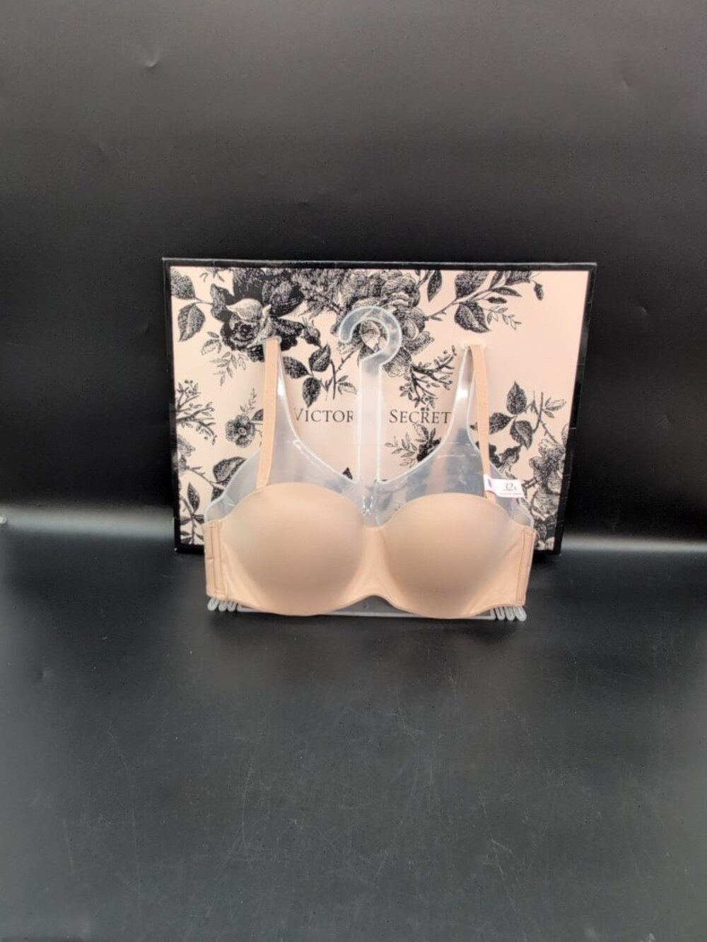 Victoria Secret Underwire Lightly Lined Strapless Bra 32A Praline